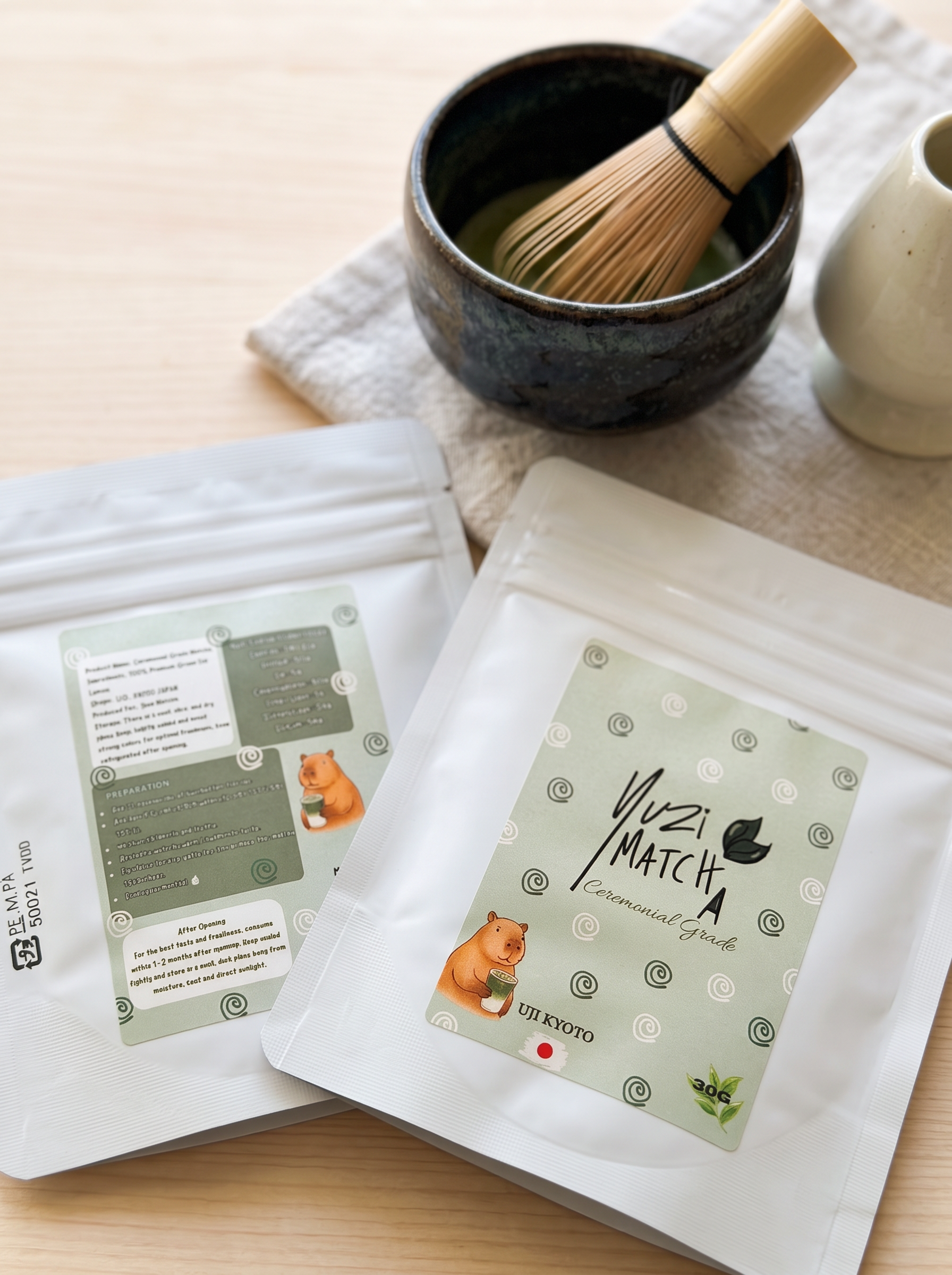 Japansk ceremoniell matcha från Uji förberedd för en testund